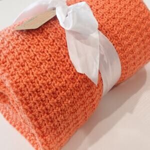 CORAL BLOSSOM SNUGGLE BLANKET / Crochet Afghan Blanket 46 x 48